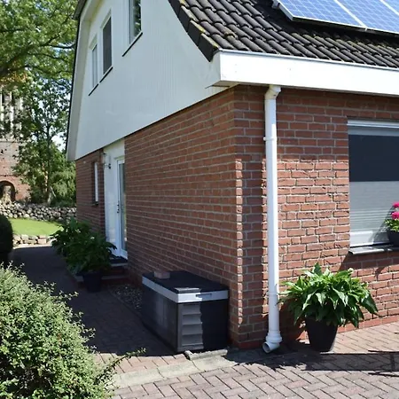 Holiday Apartment With 1 Bedroom Lancken-Granitz